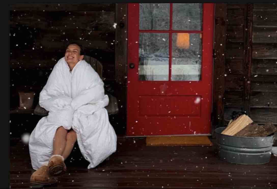 Natural winter skincare: how to support your skin during cold weather and stress