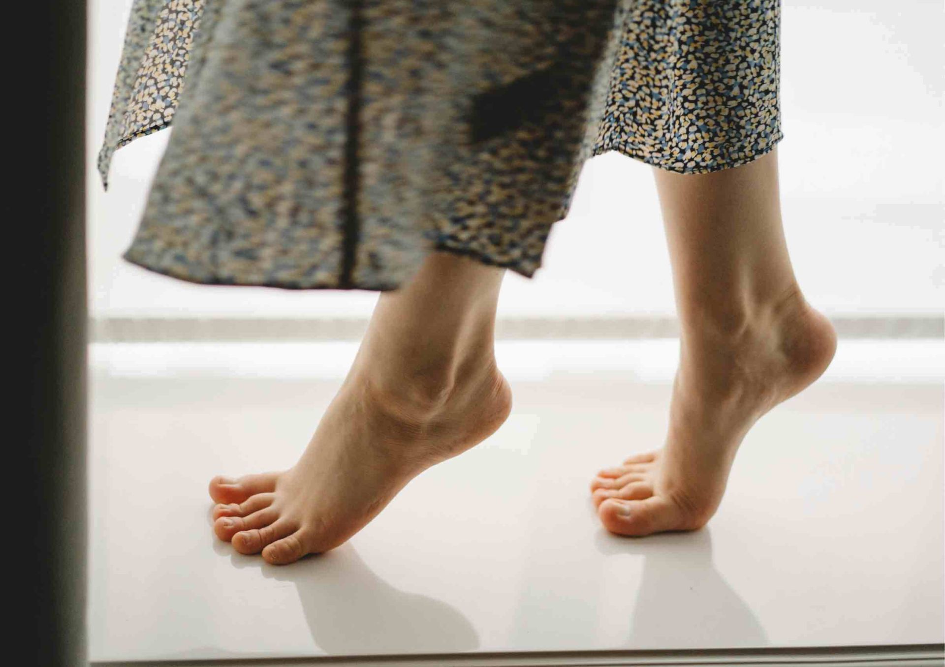 Чому крем для ніг потрібен упродовж року: догляд без сезонних обмежень