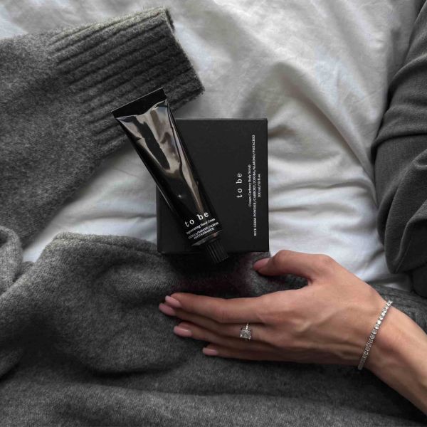 Чому крем «не працює»: головні помилки у щоденному догляді за шкірою рук