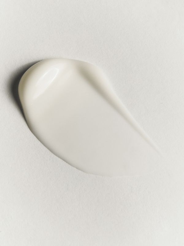 Sachet with lamellar body cream with grape melatonin